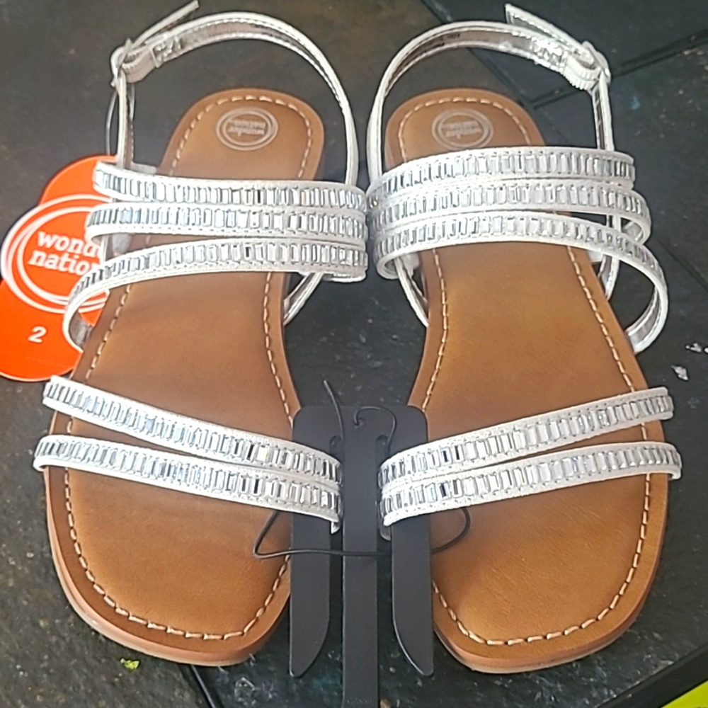 Girls sandals